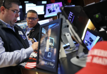 Chứng khoán Mỹ tăng điểm nhờ cổ phiếu Nvidia, giá dầu giảm vì dự báo nhu cầu yếu