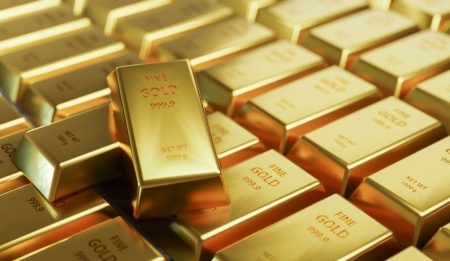 Giá vàng phục hồi giữa đà giảm của USD, SPDR Gold Trust chưa dừng bán ròng