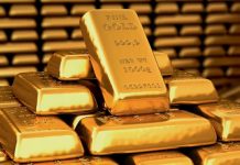 Giá vàng tiếp tục lao dốc sau tín hiệu cứng rắn từ Fed, SPDR Gold Trust bất ngờ mua ròng mạnh