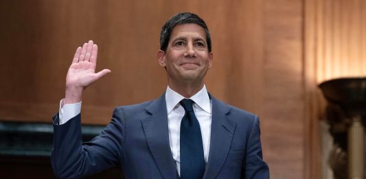 Ông Kevin Warsh chính thức trở thành Chủ tịch Fed giữa áp lực lạm phát và căng thẳng địa chính trị